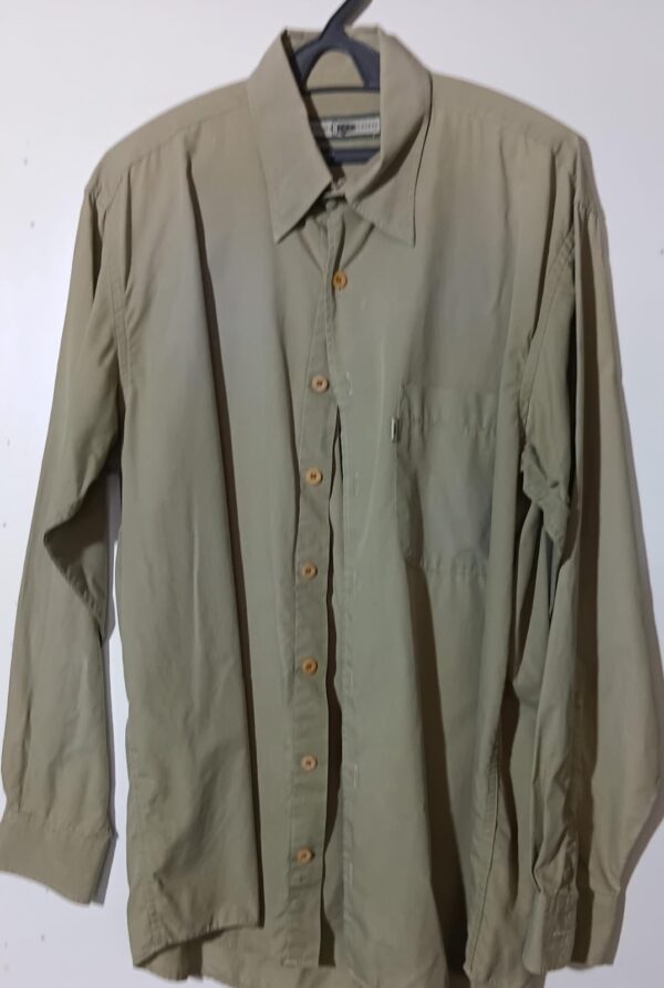 Camisa Verde Folha Base P